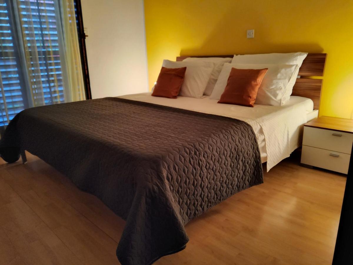 Grzalja-rozic Apartman Krk Town