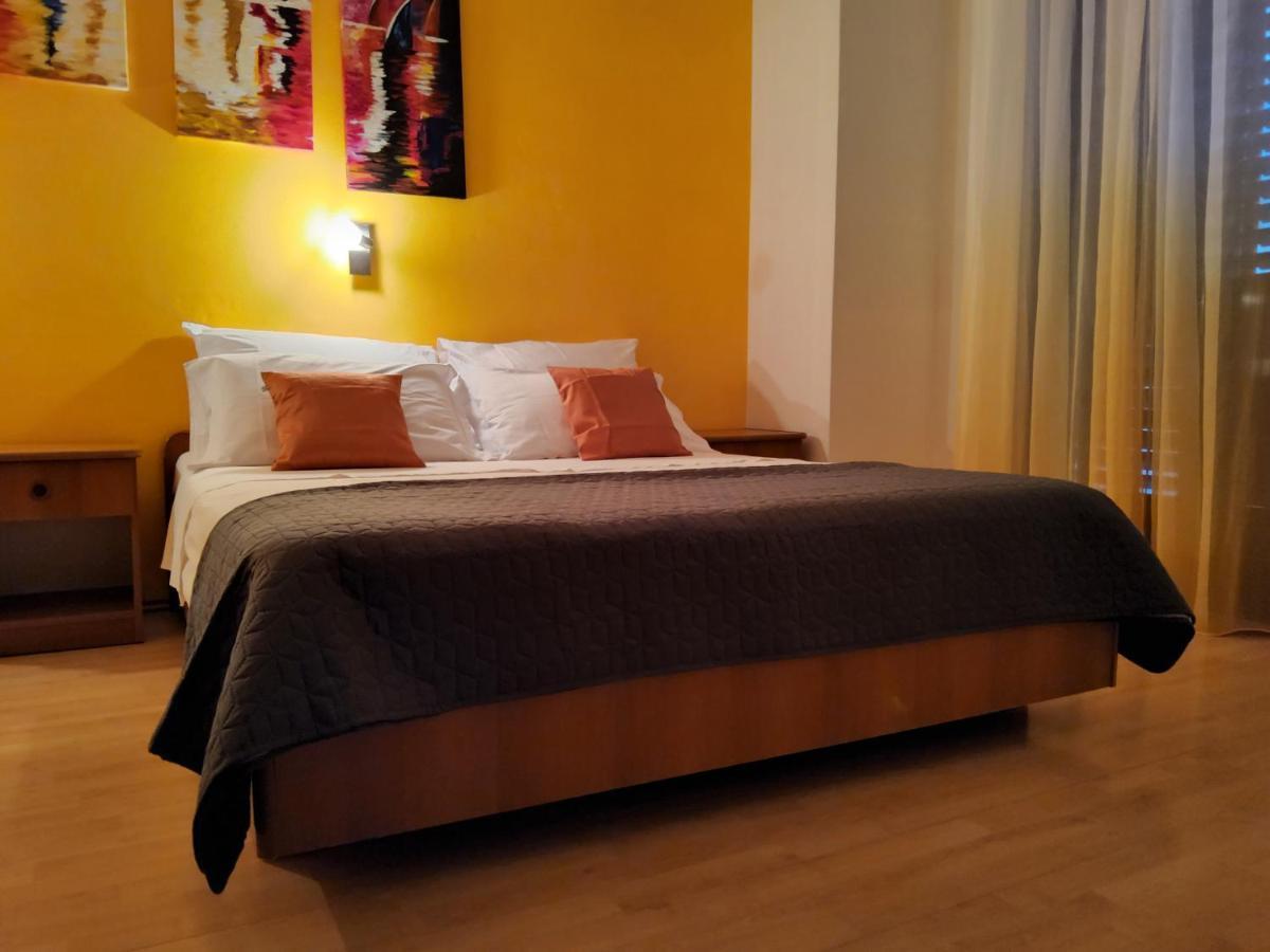 Grzalja-rozic Apartman *